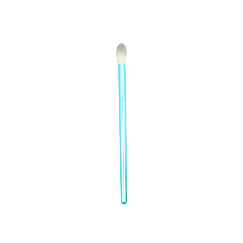 Bright Blue Highlighter Brush with Synthetic Brush Hair-01