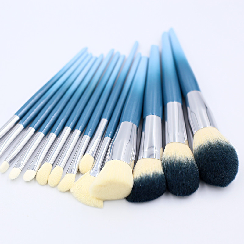 China Ombre handle and brush bristle Cosmetic Brush Manufacturers Customized-03