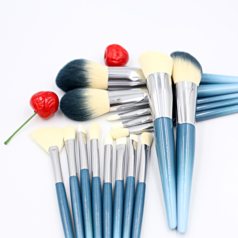 China Ombre handle and brush bristle Cosmetic Brush Manufacturers Customized-04