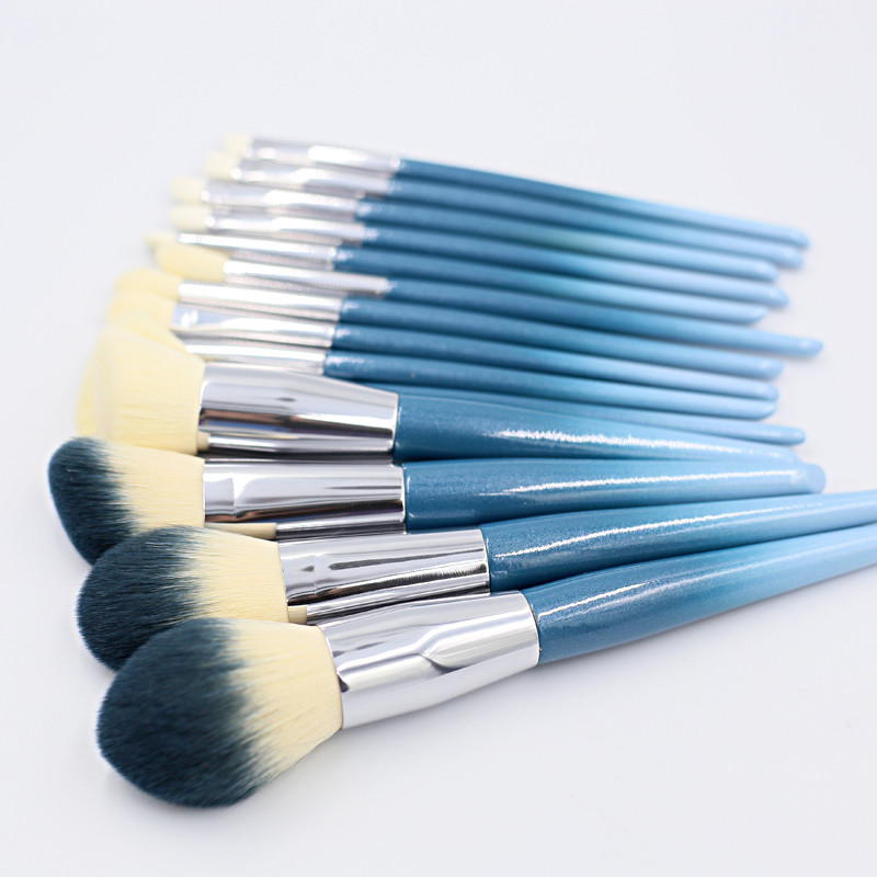 China Ombre handle and brush bristle Cosmetic Brush Manufacturers Customized-05