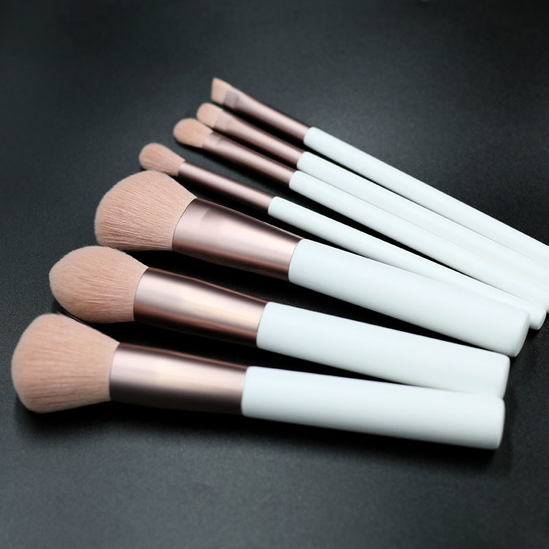 High Quality White Crown Makeup Brush Set with Good Price-02