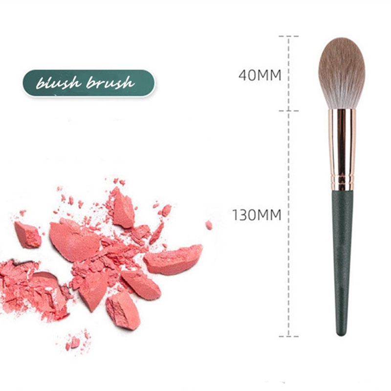 Classic Blush Brush 